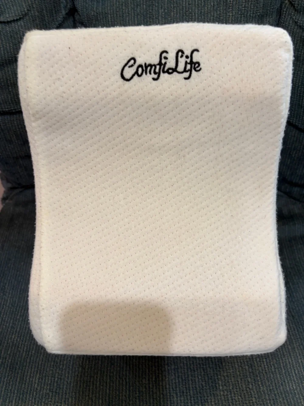 ComfiLife White Contoured Support Pillow